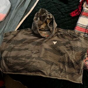 Rock Under Armor sweatshirts